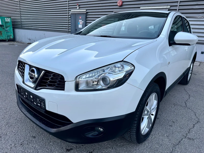 Nissan Qashqai 1.6 DCI, снимка 2 - Автомобили и джипове - 48043225