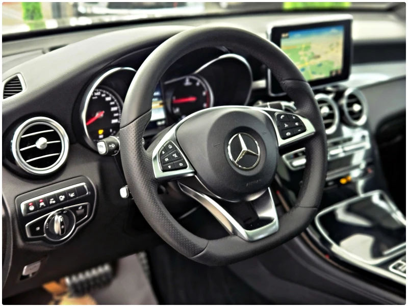 Mercedes-Benz GLC 220 ! AMG/9G/DISTR/360CAM/PANO/HUD/AIR/ПОДГРЕВ/ПАМЕТ/L, снимка 11 - Автомобили и джипове - 52281386