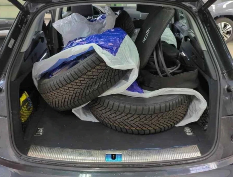 Audi Q5 50 TFSI e Quattro 220 KW.Kamera.Led.Navi, снимка 11 - Автомобили и джипове - 52855774