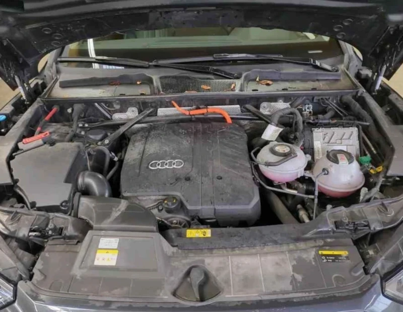 Audi Q5 50 TFSI e Quattro 220 KW.Kamera.Led.Navi, снимка 5 - Автомобили и джипове - 52855774