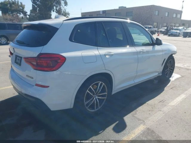 BMW X3 M40I* ДИГИТАЛНО* ТАБЛО* ПОДГРЕВ* КАМЕРА* КЕЙЛЕС* М, снимка 2 - Автомобили и джипове - 53974464