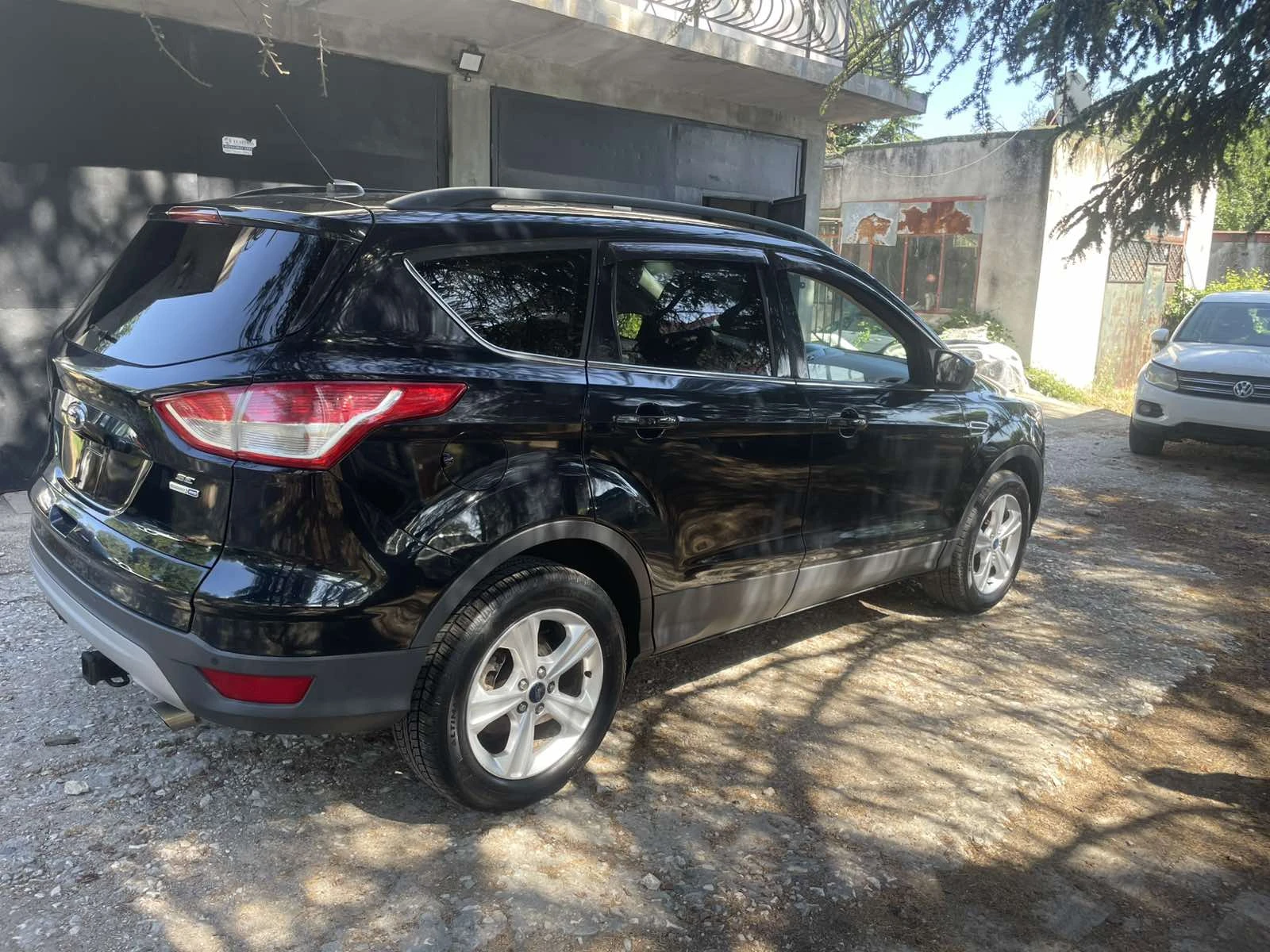 Ford Escape 2.0 4x4 PANORAMA - изображение 4