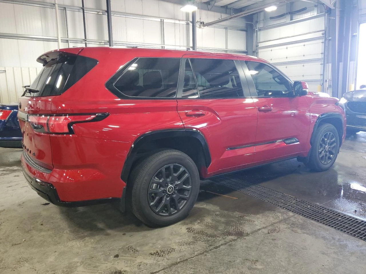 Toyota Sequoia SR5 CarPlay* M.Toчка* Дистроник* Пано*  - изображение 4
