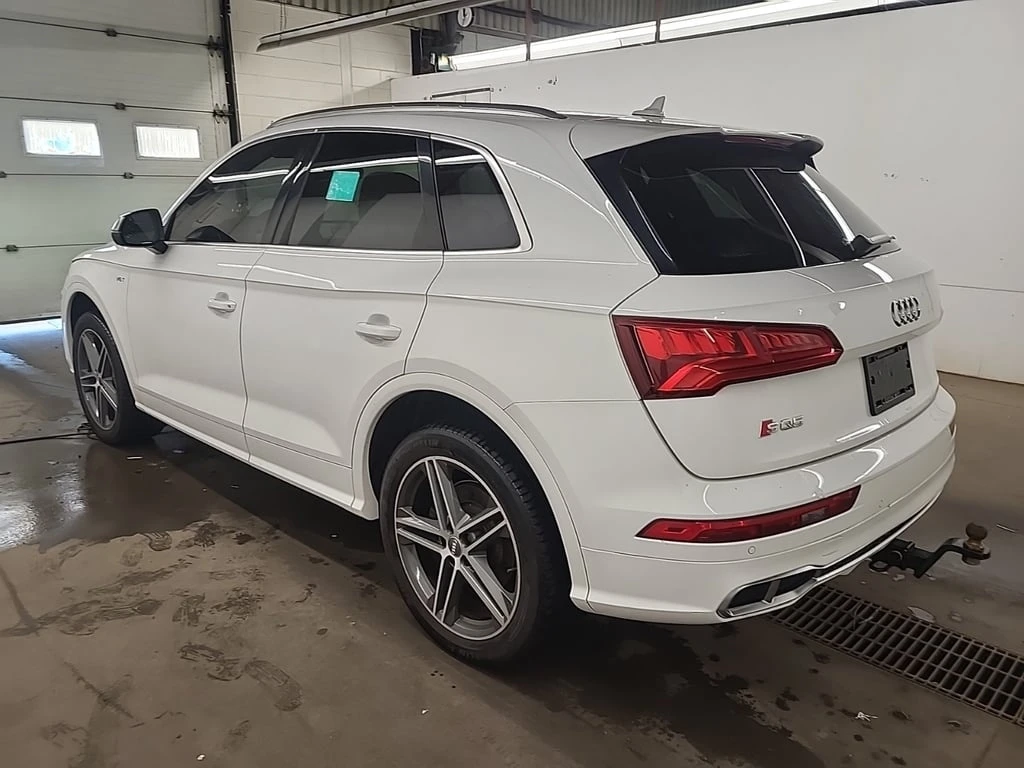 Audi SQ5 * PREMIUM PLUS * CARFAX *  - изображение 4