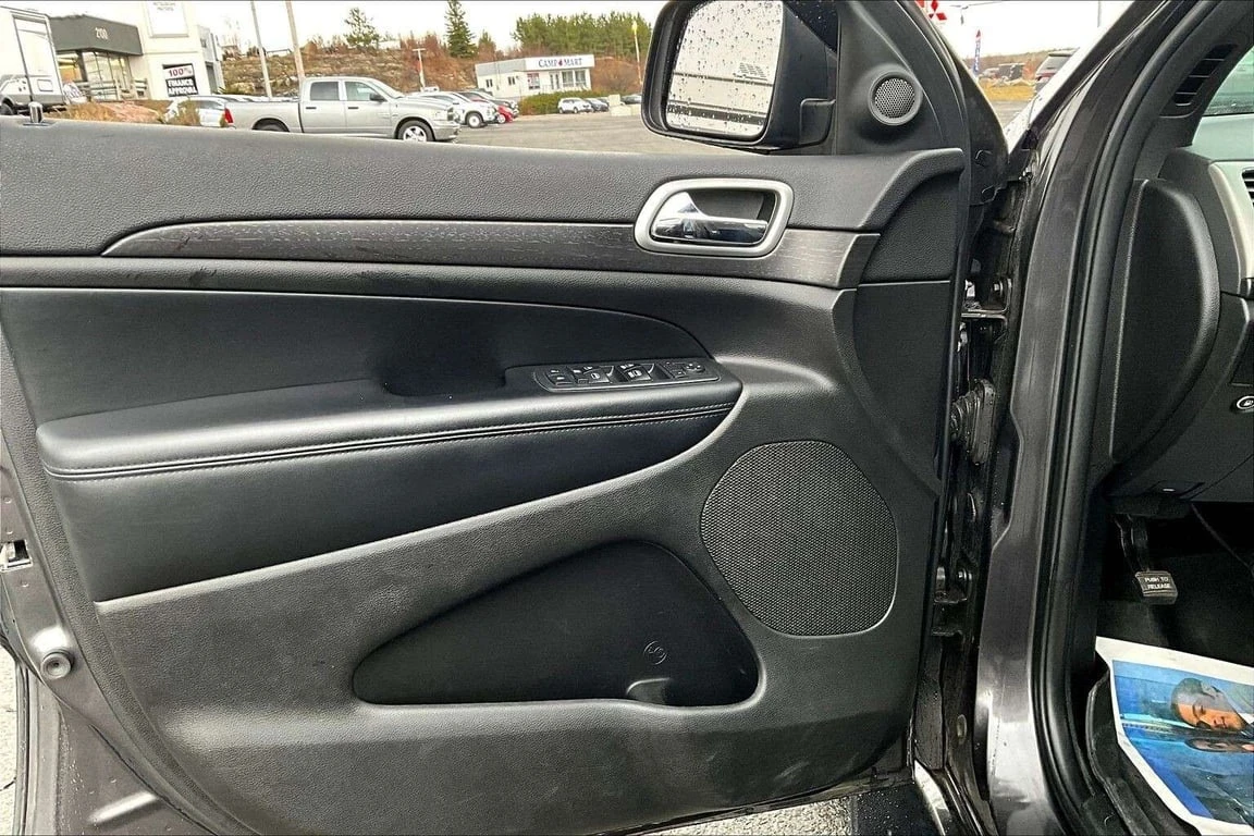 Jeep Grand cherokee * Laredo * CARFAX * ЦЕНА ДО БГ - изображение 2