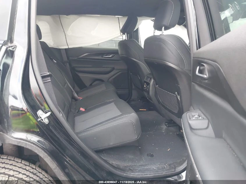 Jeep Grand cherokee 3.6l Laredo 4X4 - изображение 8