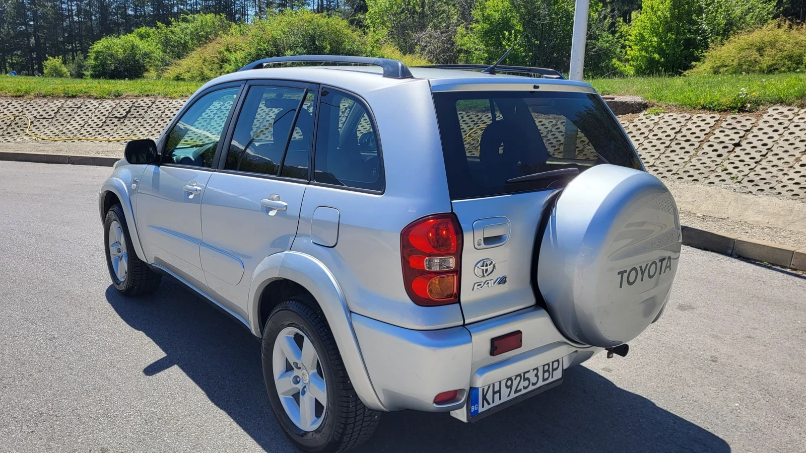 Toyota Rav4 2.0D4D-116 FACELIFT  4x4, снимка 3 - Автомобили и джипове - 54332608