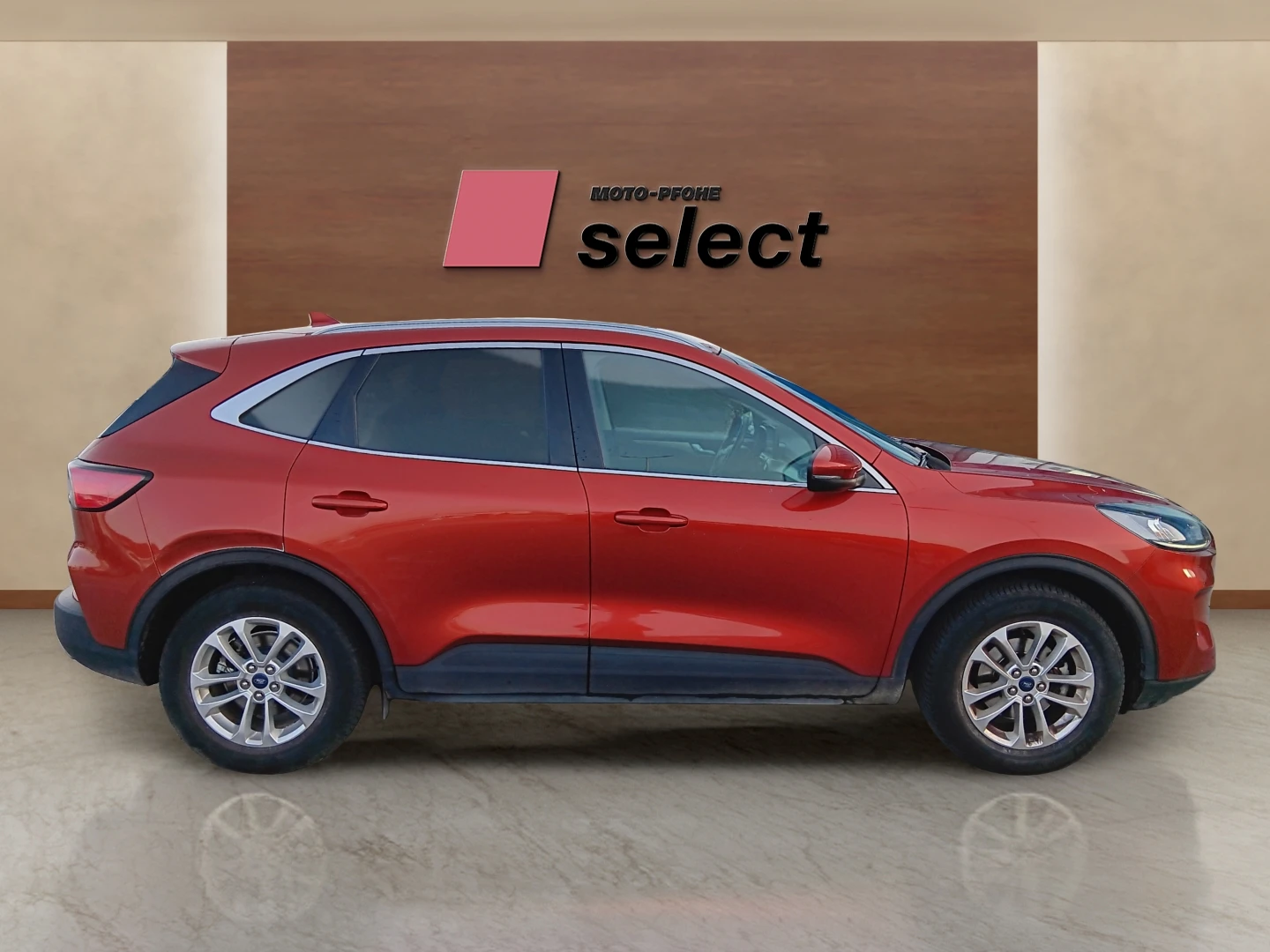 Ford Kuga 1.5 EcoBoost, снимка 4 - Автомобили и джипове - 54840714