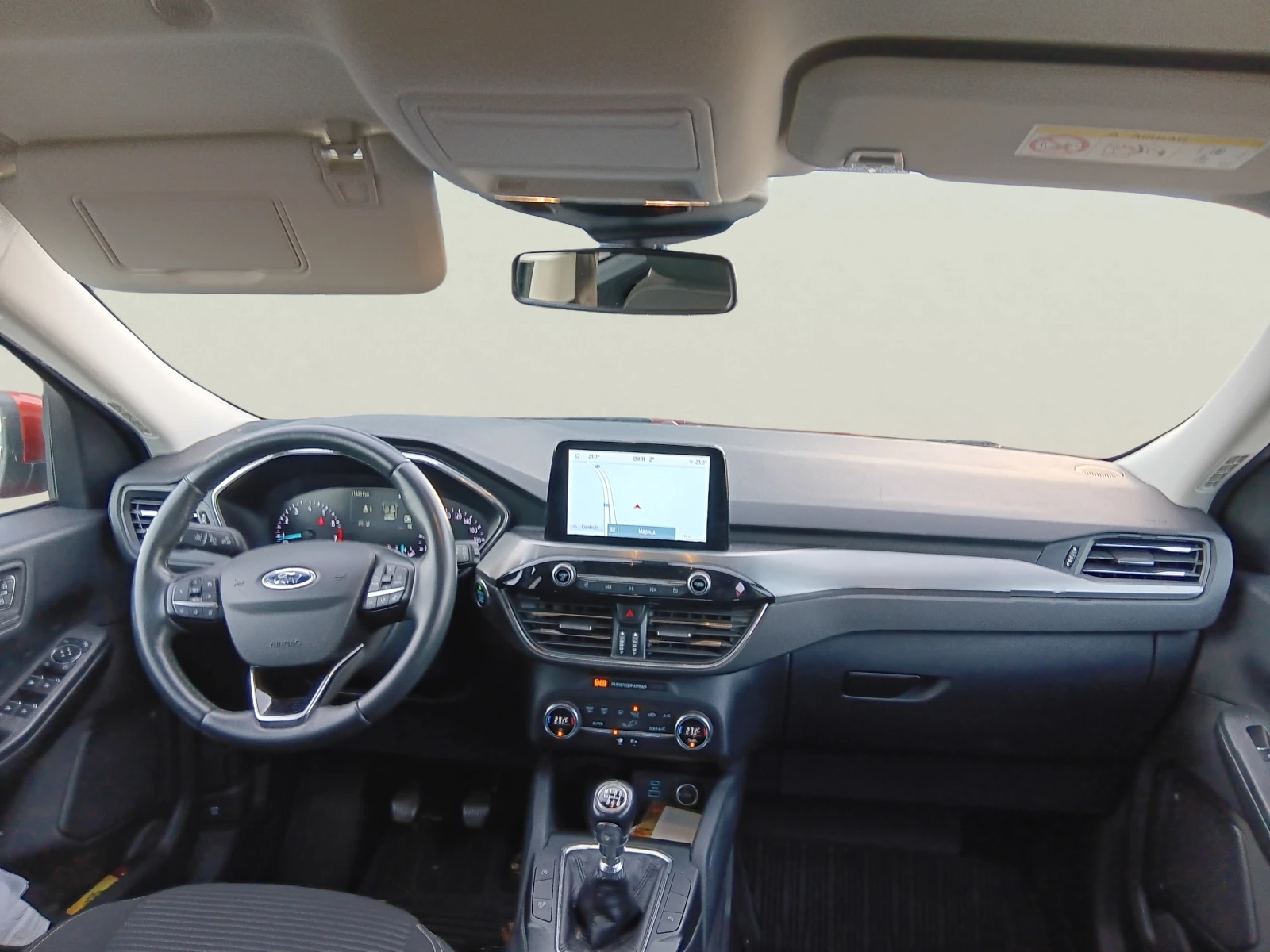 Ford Kuga 1.5 EcoBoost, снимка 12 - Автомобили и джипове - 54840714