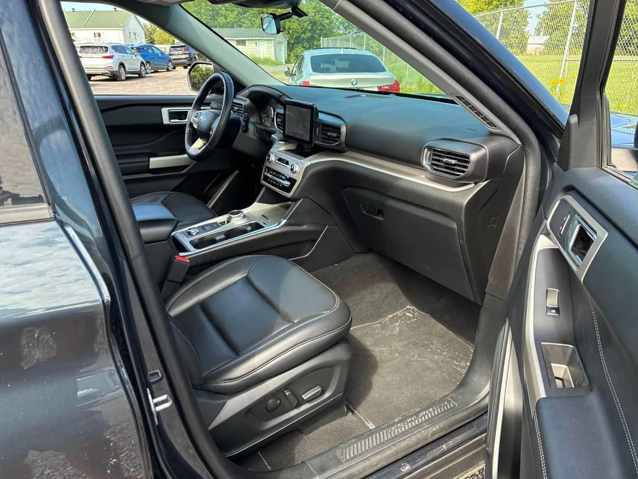 Ford Explorer XLT | CARFAX | БЕЗ ИНЦИДЕНТИ, снимка 12 - Автомобили и джипове - 55695842