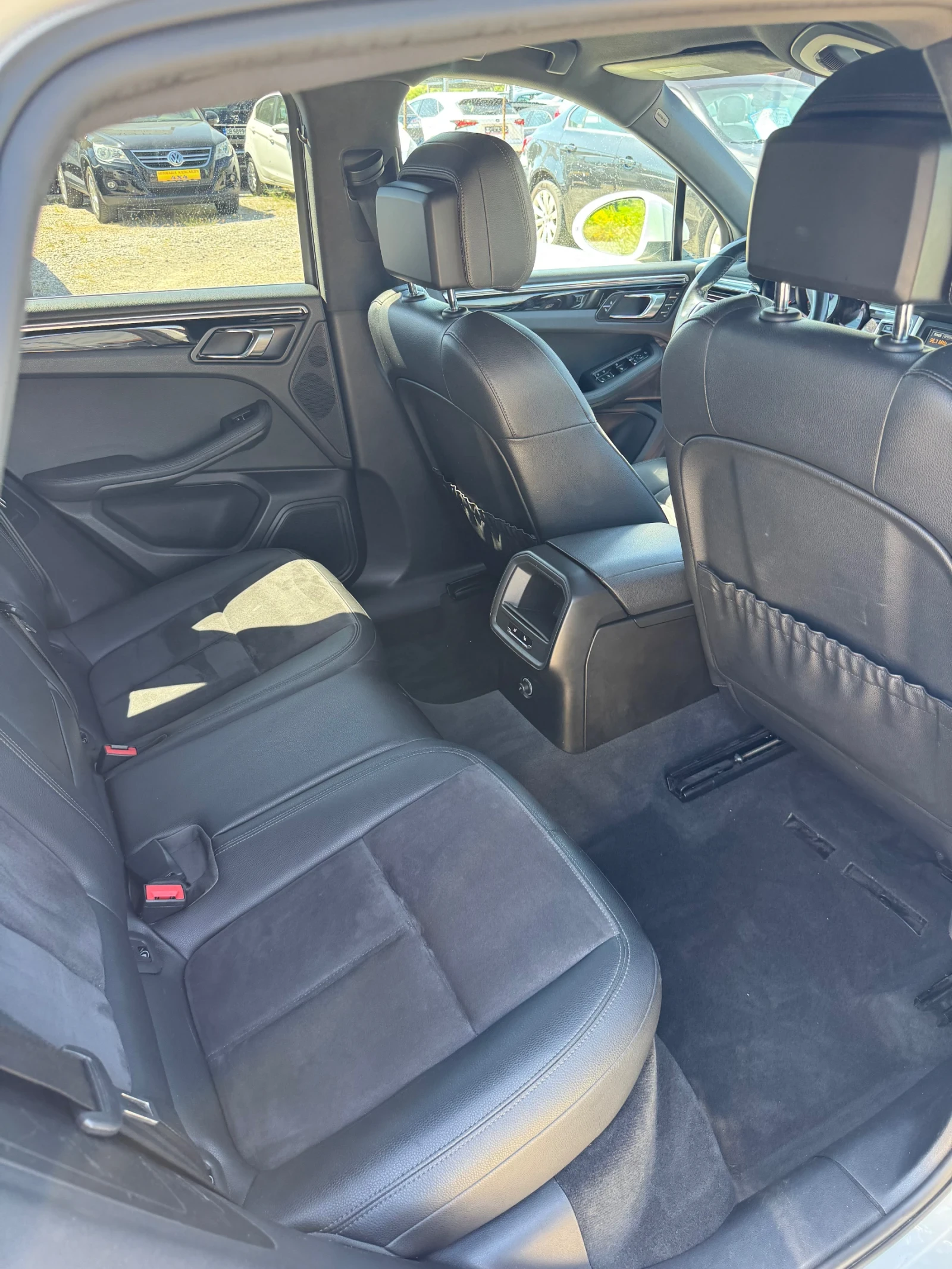 Porsche Macan, снимка 14 - Автомобили и джипове - 55901541
