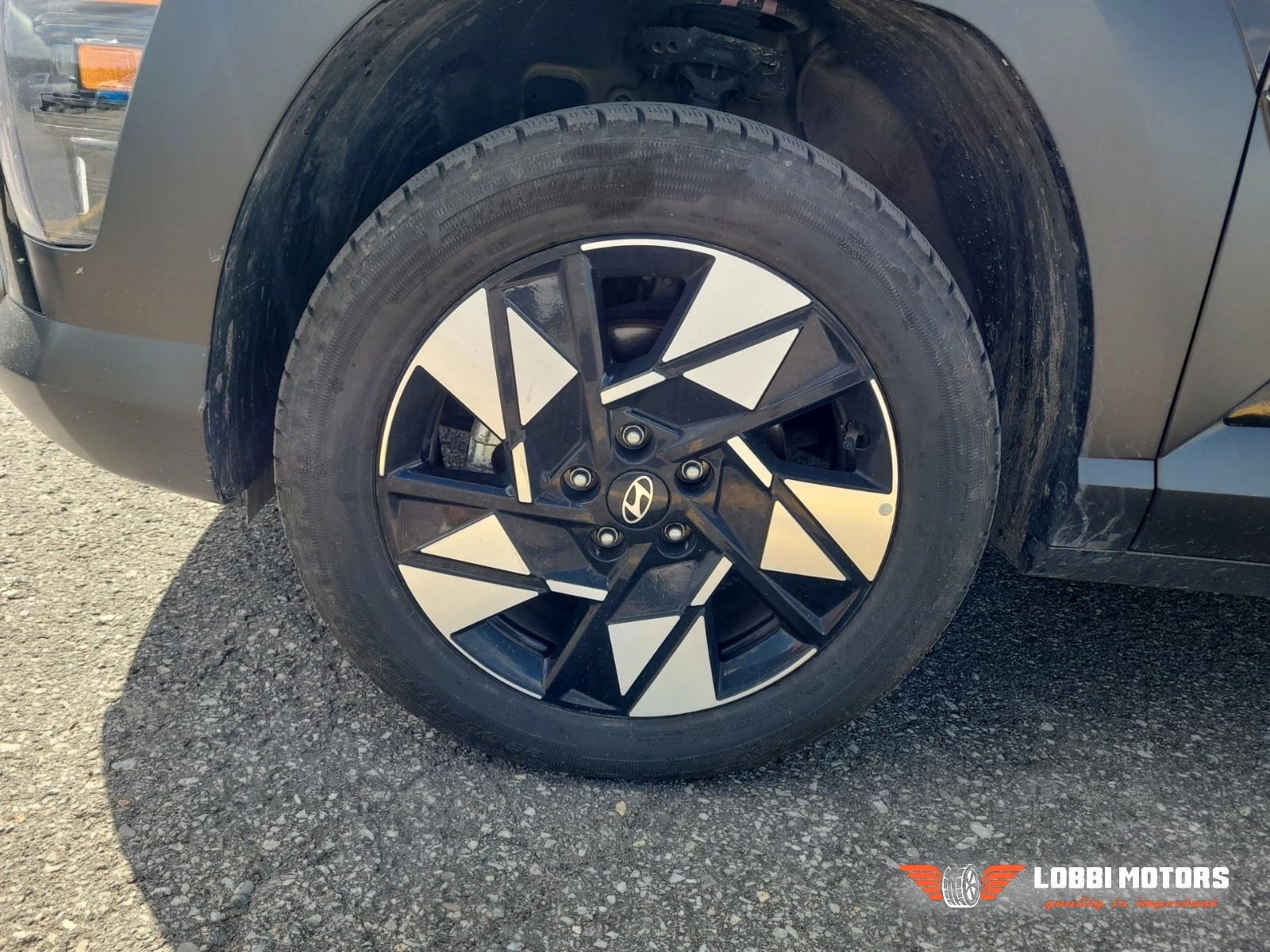 Hyundai Kona, снимка 6 - Автомобили и джипове - 56099313
