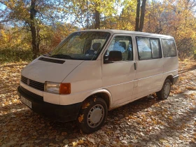 VW Caravelle Пътнически , снимка 3