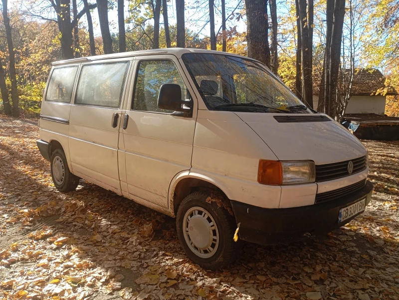 VW Caravelle Пътнически , снимка 2 - Бусове и автобуси - 52715043