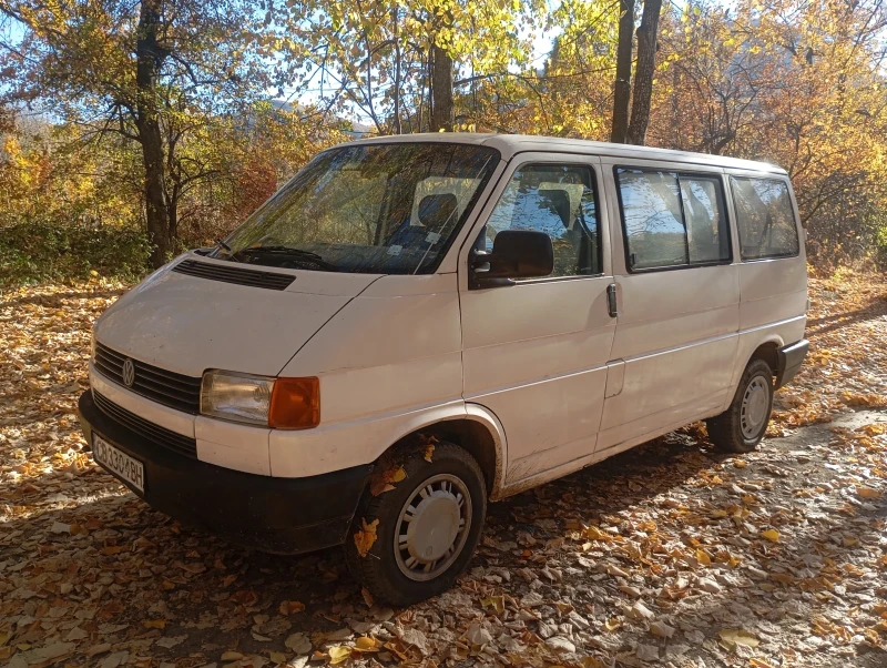 VW Caravelle Пътнически , снимка 3 - Бусове и автобуси - 52715043
