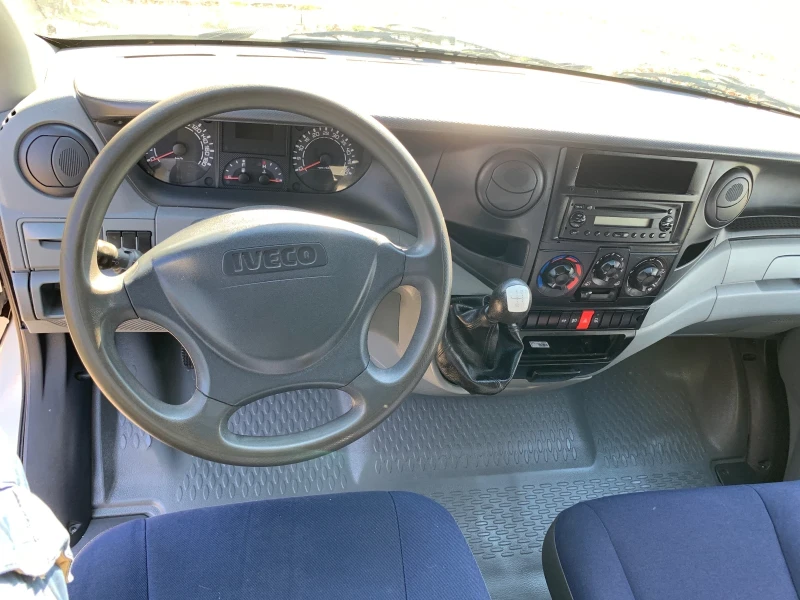 Iveco Daily 40c18-3.0-4.50м. Дължина-6бр. НОВИ ГУМИ-до 3.5тона, снимка 13 - Бусове и автобуси - 52821326
