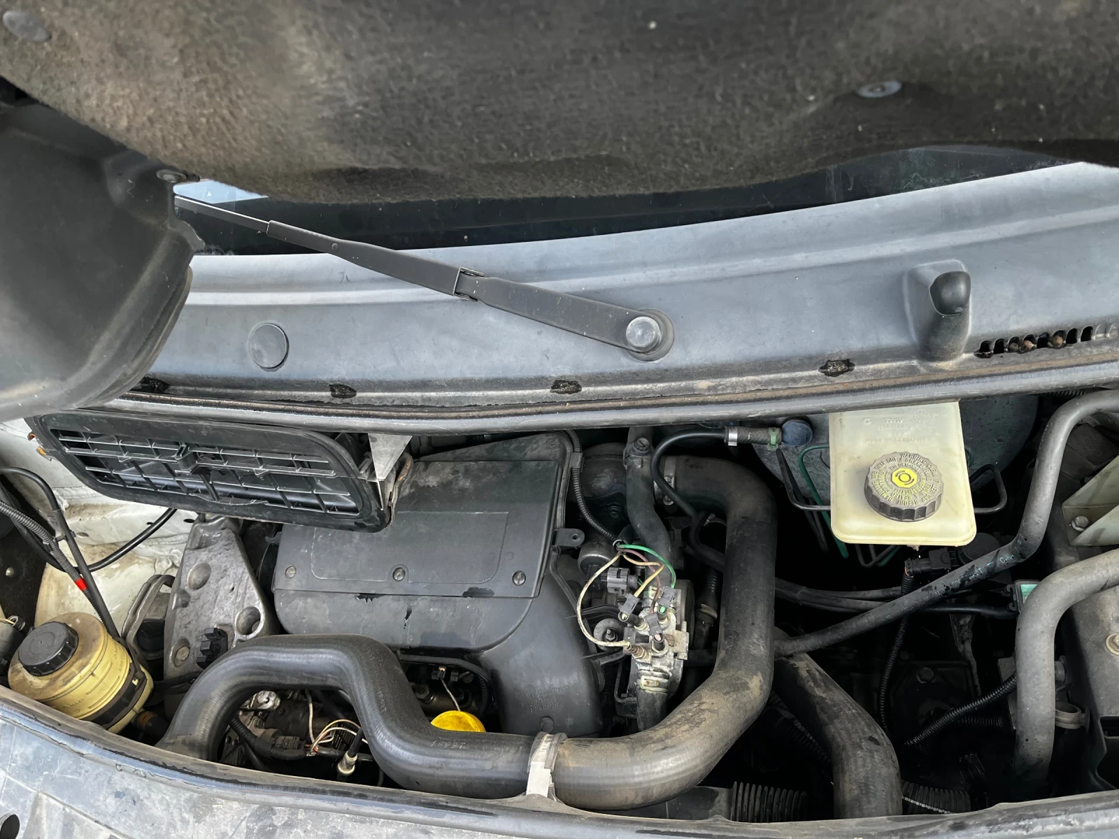 Nissan Primastar 1.9 dci 82hp - изображение 10