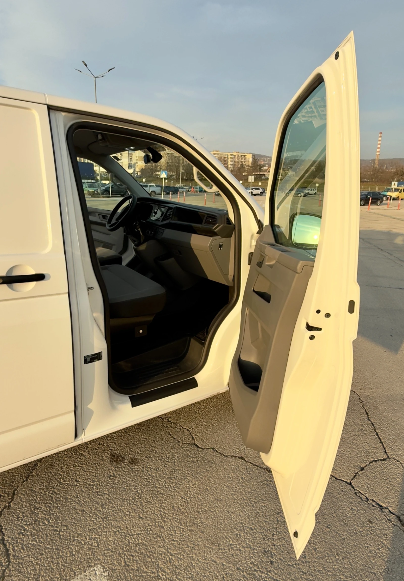 VW Transporter T 6.1 6.7м.куб - изображение 5