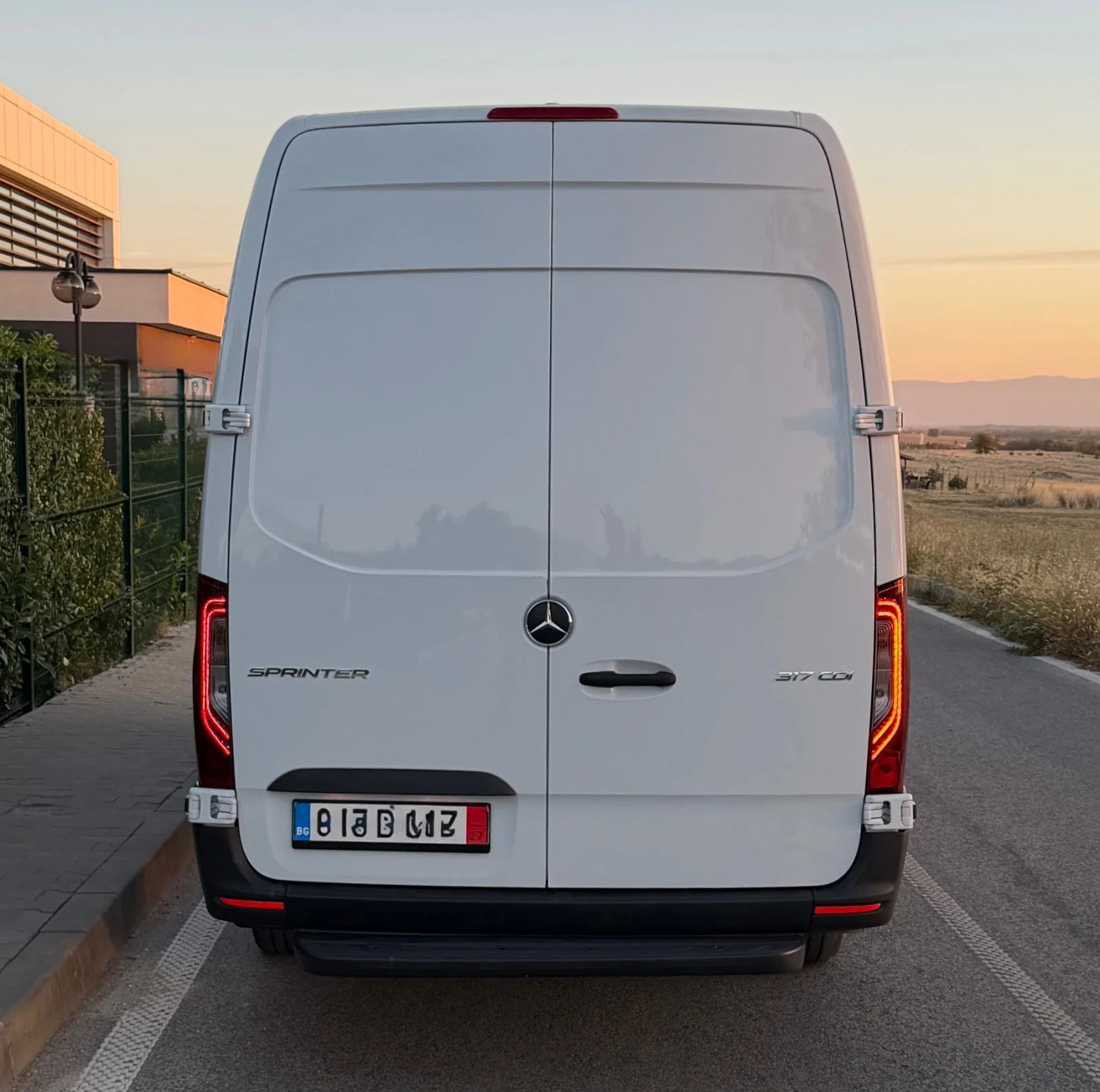 Mercedes-Benz Sprinter 316 317 Охладител, снимка 2 - Бусове и автобуси - 56701860