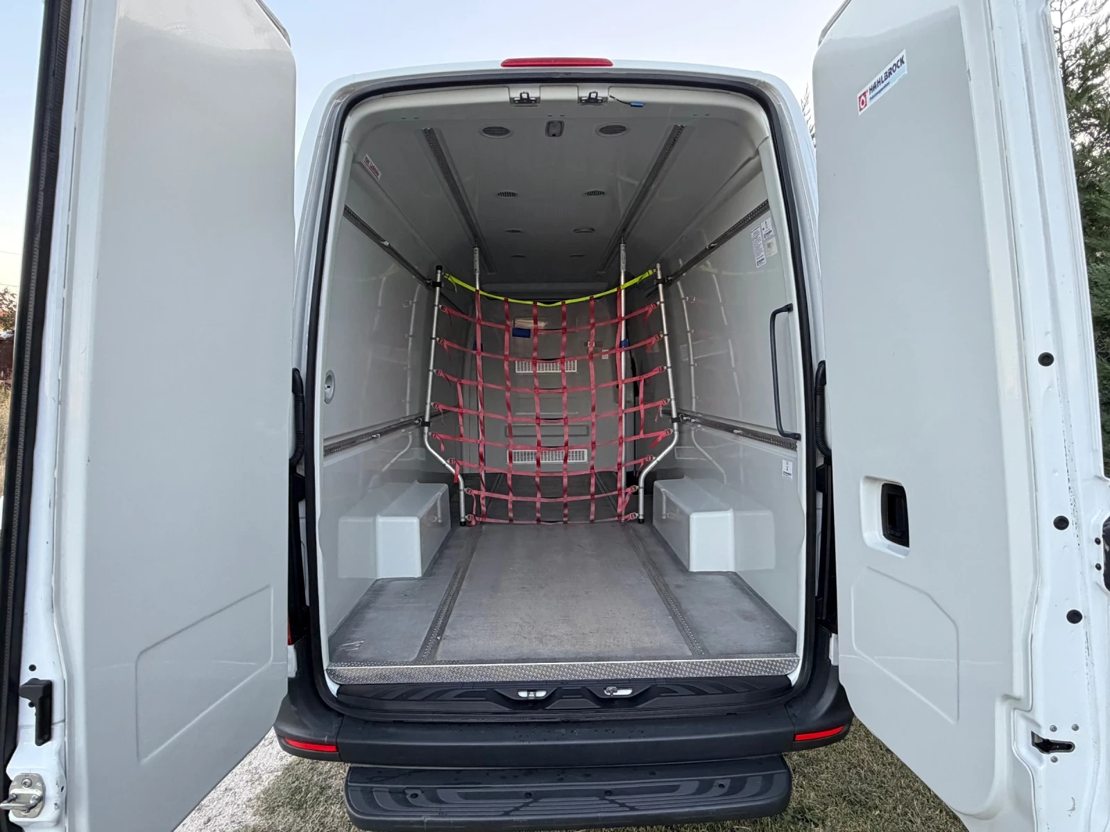 Mercedes-Benz Sprinter 316 317 Охладител, снимка 7 - Бусове и автобуси - 56701860