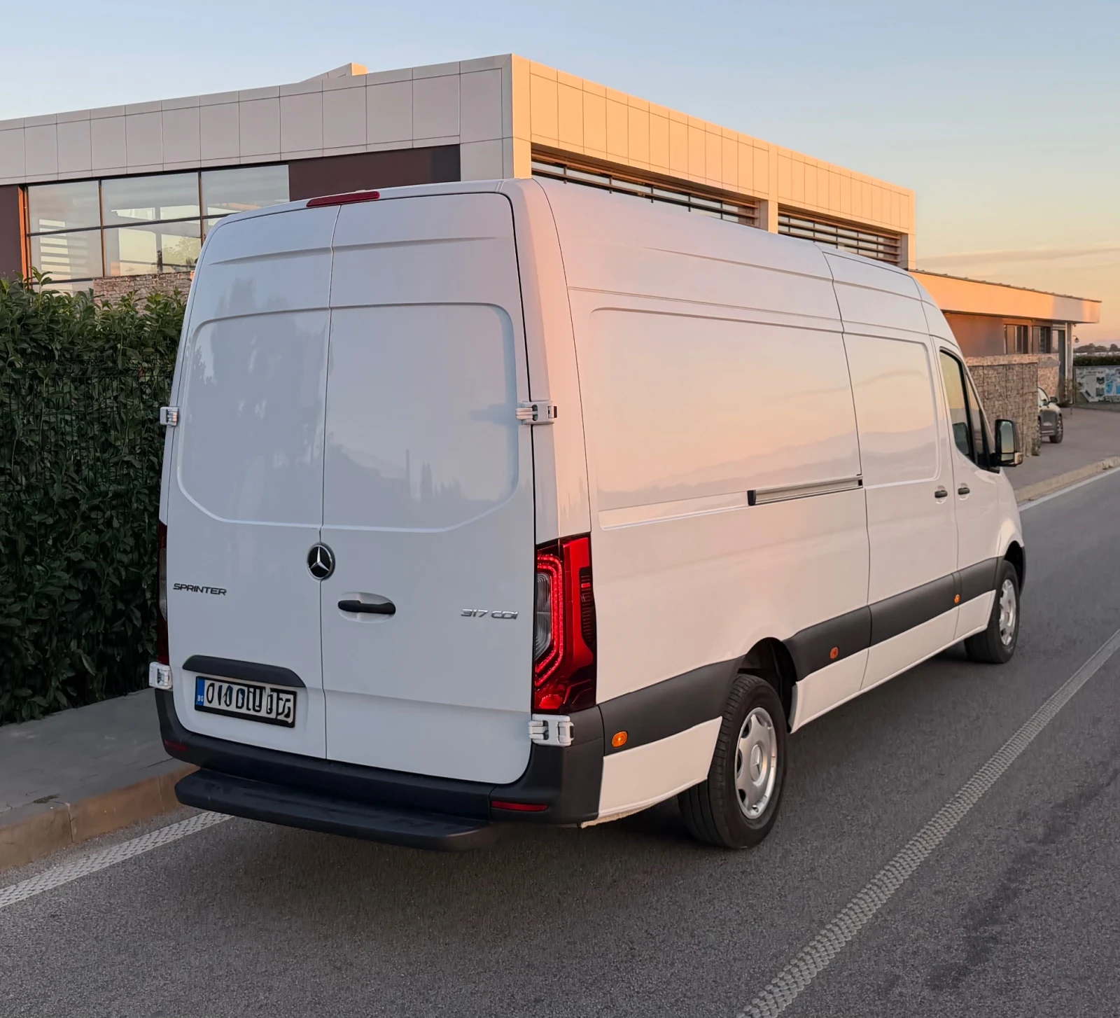 Mercedes-Benz Sprinter 316 317 Охладител, снимка 6 - Бусове и автобуси - 56701860