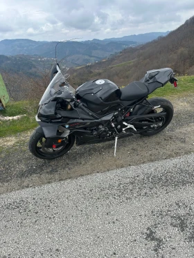 BMW S, снимка 1