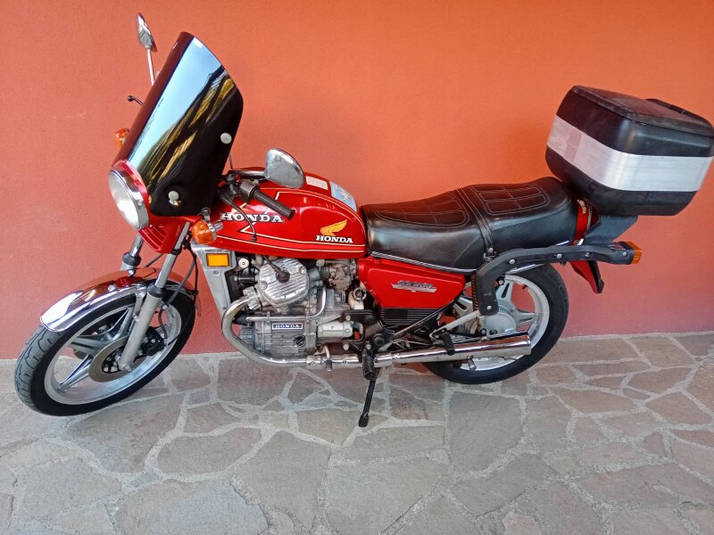 Honda Cx 500, снимка 2 - Мотоциклети и мототехника - 41439358