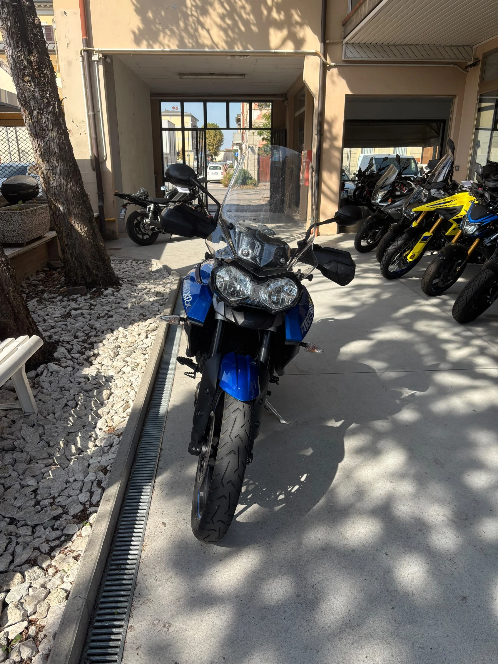 Triumph Tiger 800 XRX ABS TRC, снимка 3 - Мотоциклети и мототехника - 56364719
