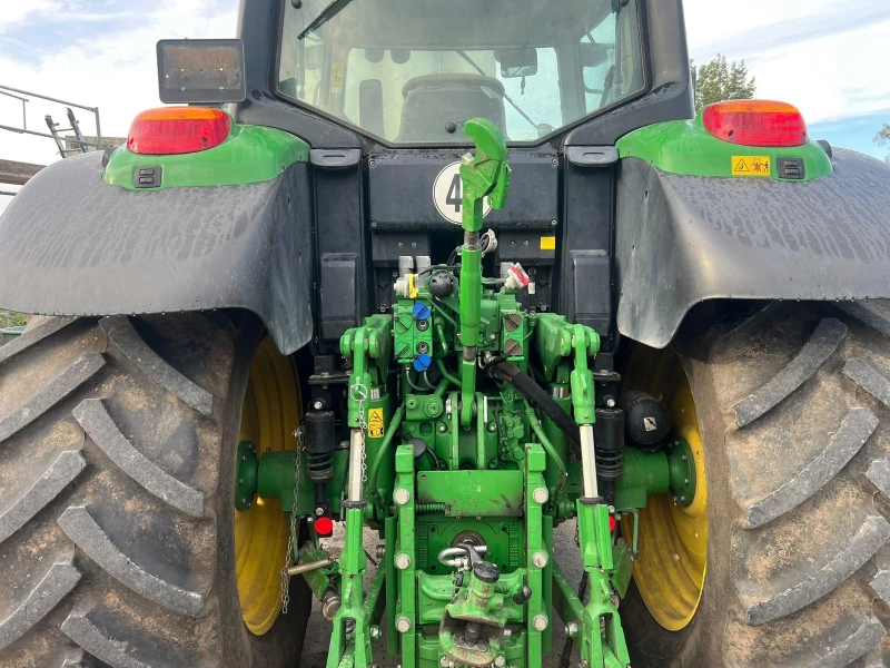 Трактор John Deere 6120M С ТОВАРАЧ ЛИЗИНГ, снимка 11 - Селскостопанска техника - 47219389