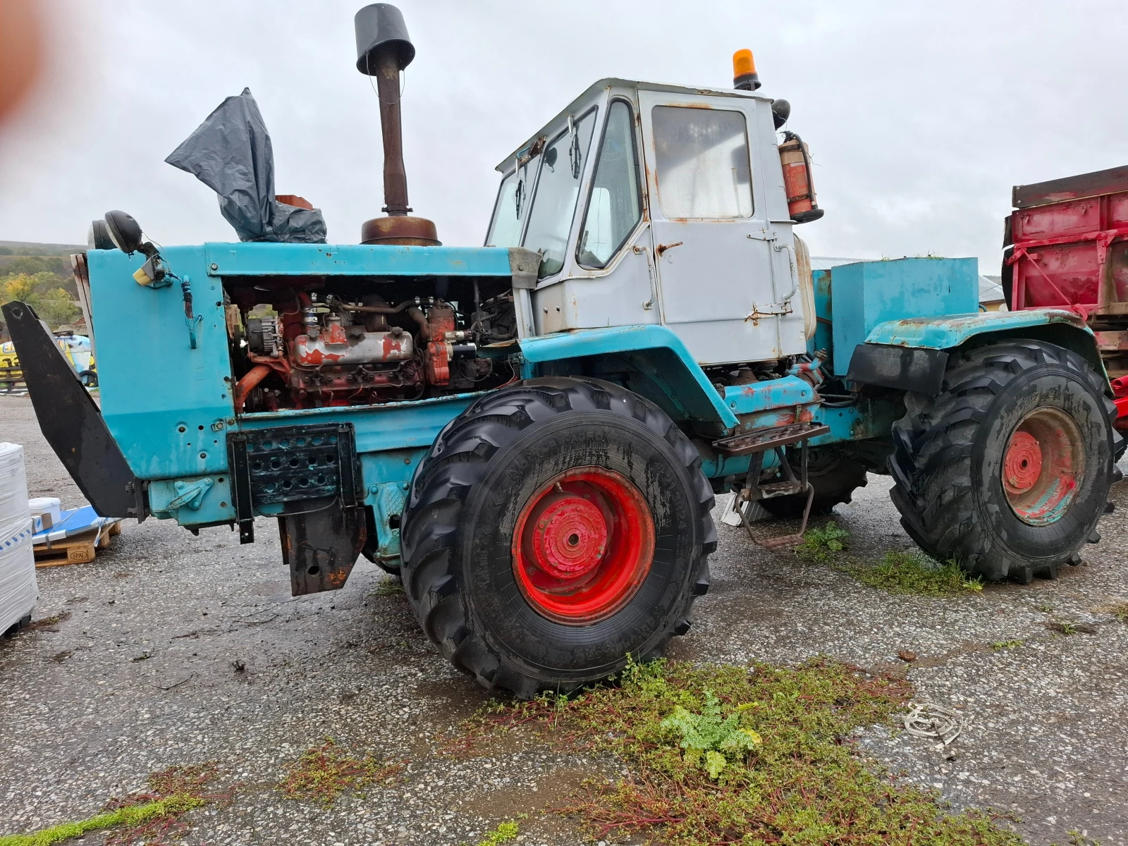 Трактор Т T 150, снимка 1