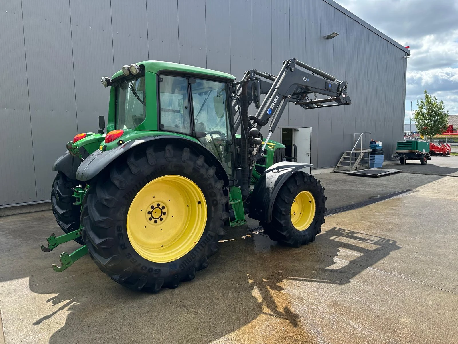 Трактор John Deere 6230 POWER QUAD С ТОВАРАЧ ЛИЗИНГ - изображение 4