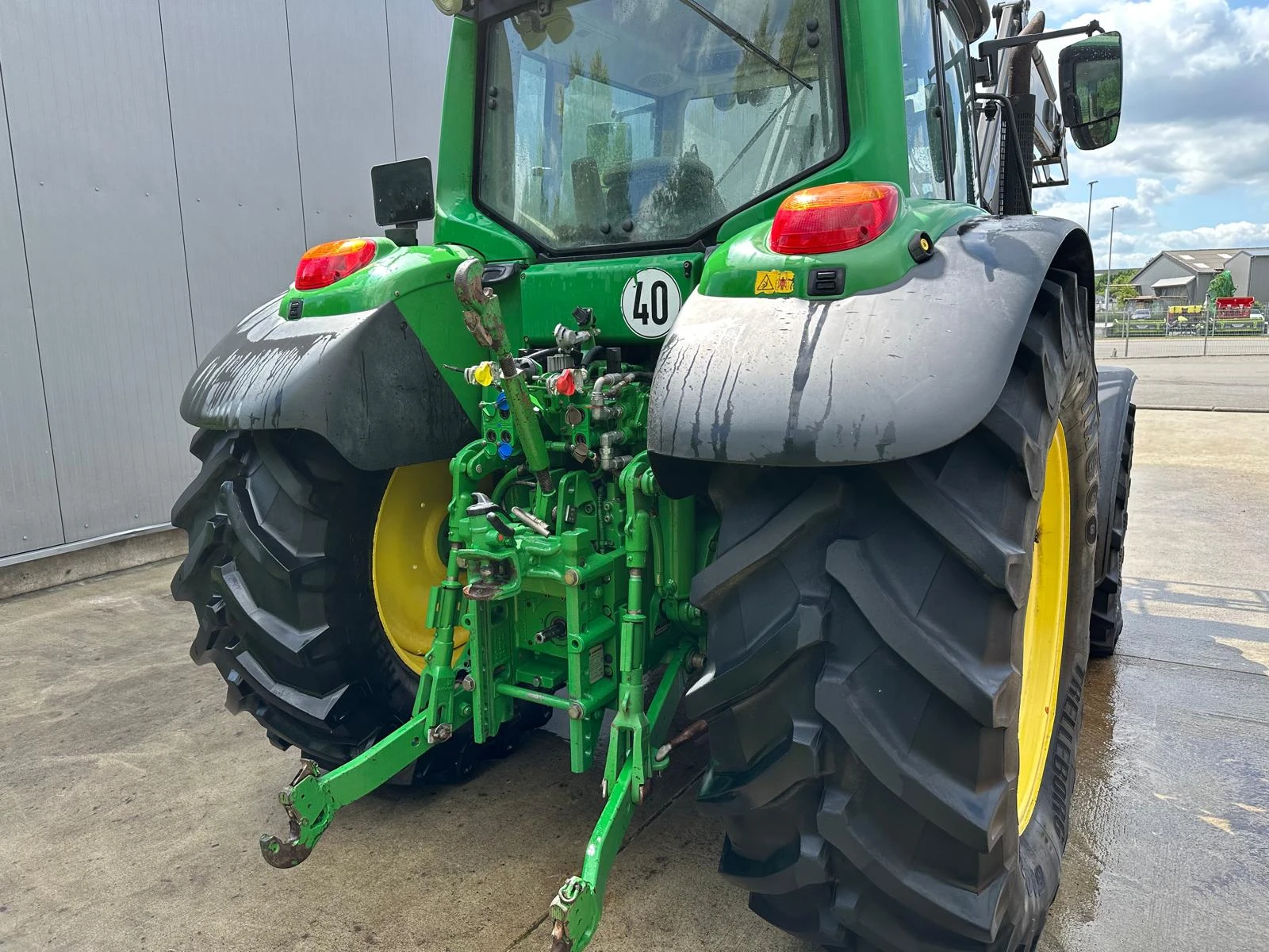 Трактор John Deere 6230 POWER QUAD С ТОВАРАЧ ЛИЗИНГ - изображение 2
