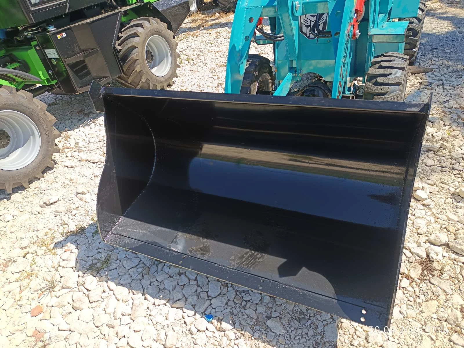 Мини челни товарачи Komatsu НОВИ ТОВАРАЧИ КИТАЙСКИ - изображение 8