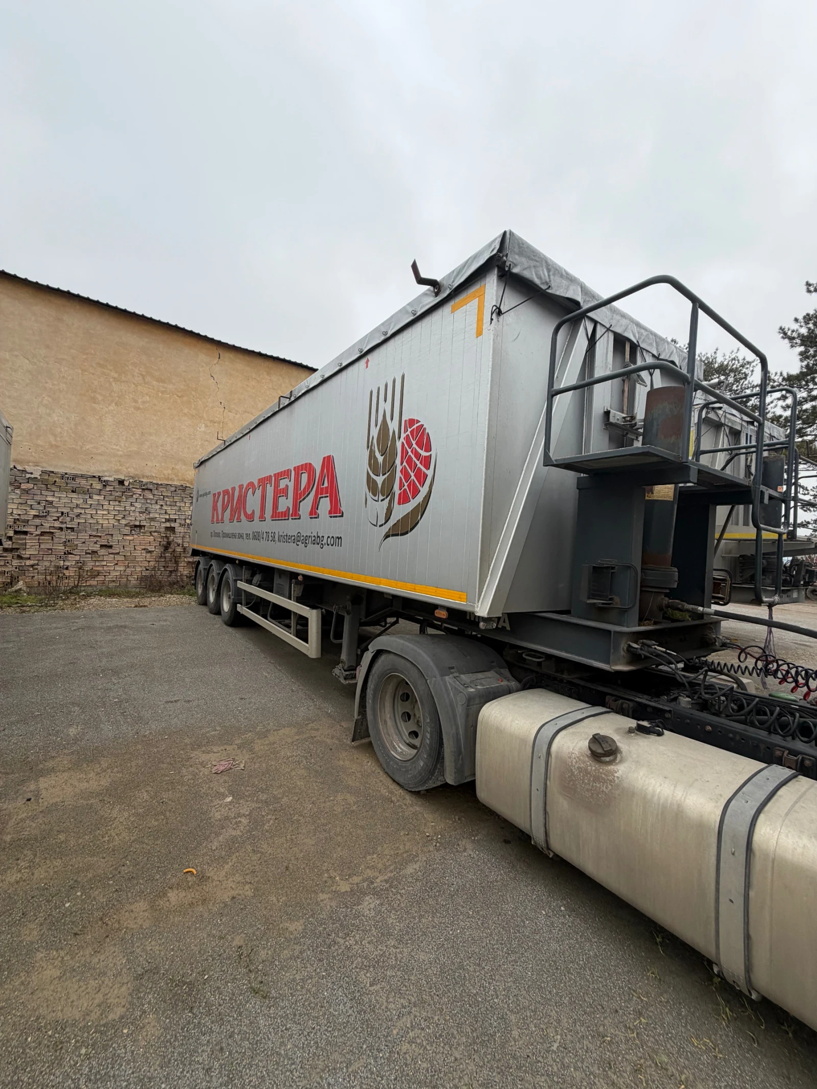 За камион Други MEGA 53 КУБИКА ТОП СЪСТОЯНИЕ