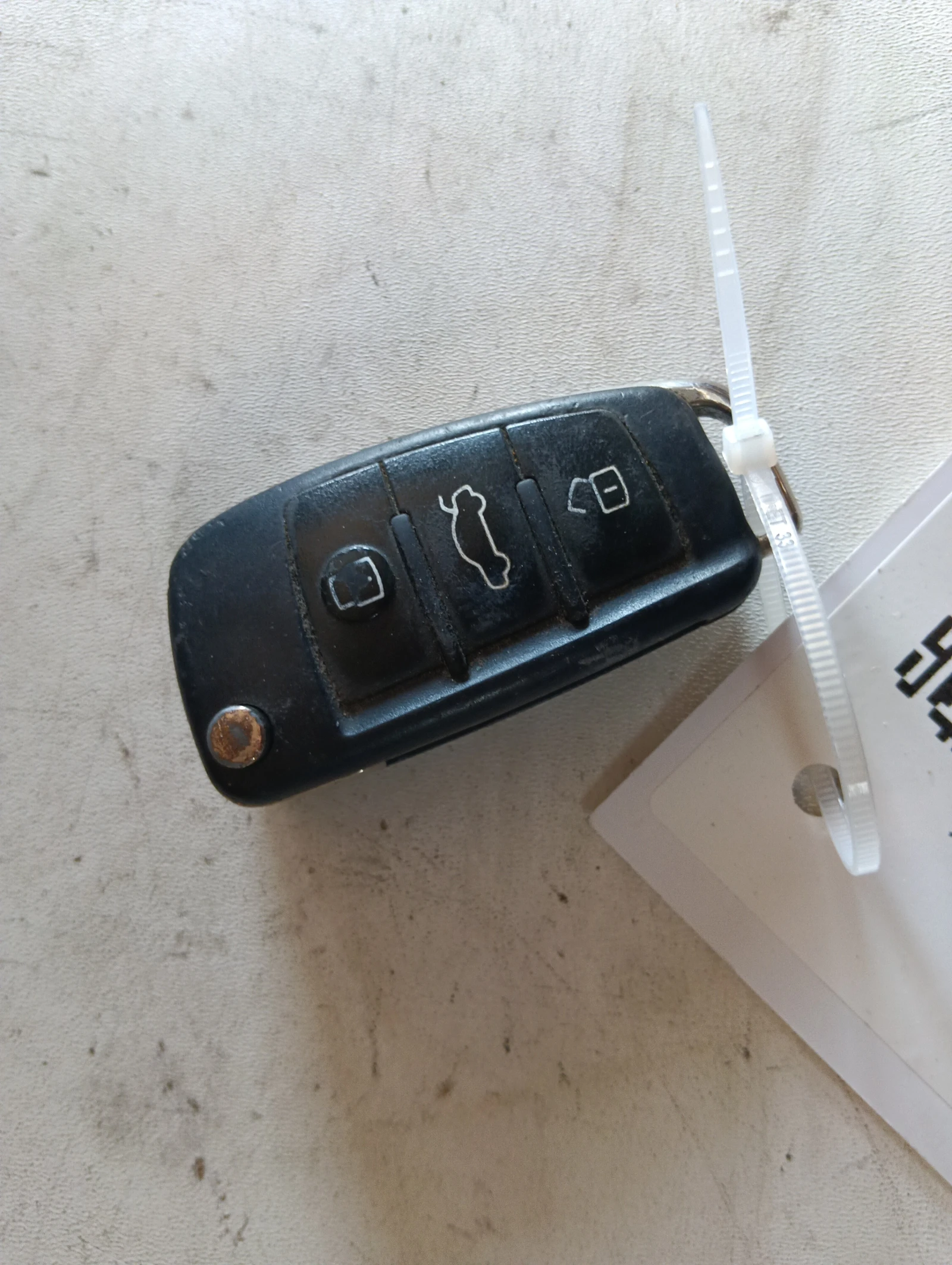 контактен ключ 4F0837220R Audi Q7