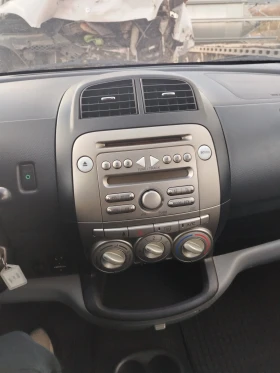 Daihatsu Sirion Benzin, снимка 9