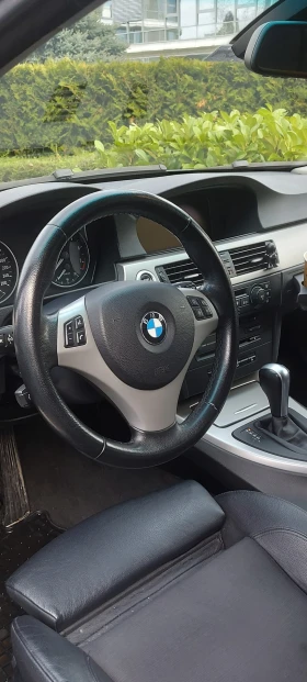 BMW 330 4х4 авт., снимка 13