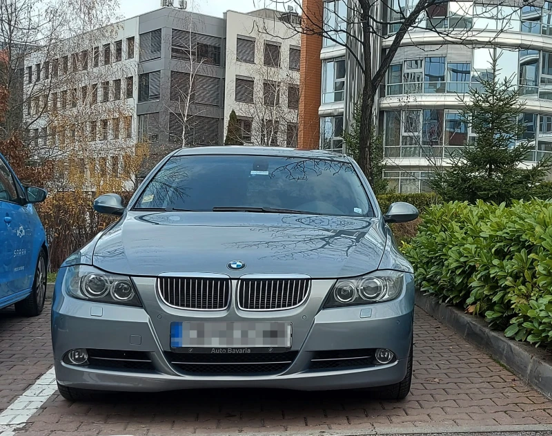 BMW 330 4х4 авт., снимка 3 - Автомобили и джипове - 47657040