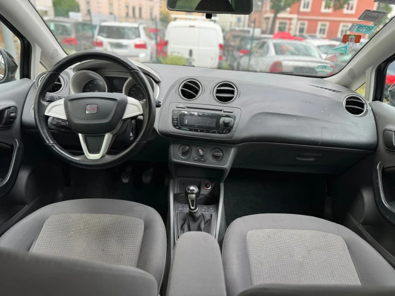 Seat Ibiza 16V Style ST, снимка 12 - Автомобили и джипове - 47299321