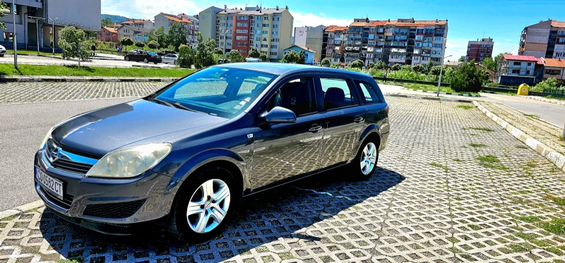 Opel Astra, снимка 3 - Автомобили и джипове - 48033856