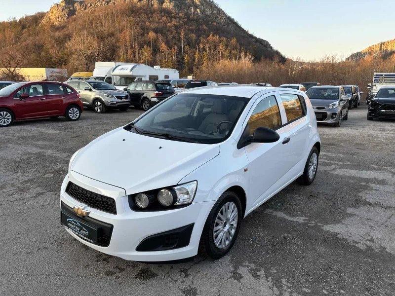 Chevrolet Aveo 1.2 i КАТО НОВА, снимка 7 - Автомобили и джипове - 48827318