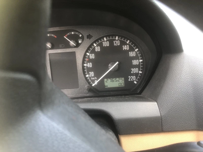 Skoda Fabia 1.9 TDI, снимка 6 - Автомобили и джипове - 51001307