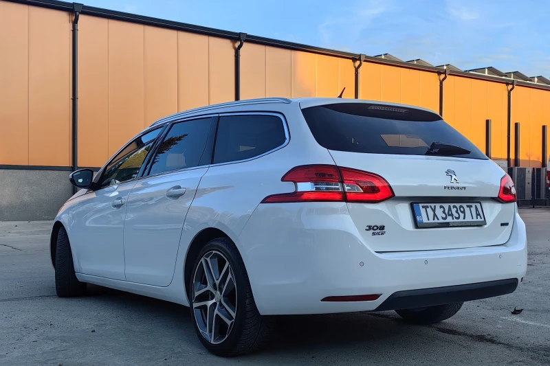 Peugeot 308 ALLURE/PANO/AUTO/FULL LED, снимка 8 - Автомобили и джипове - 52568187