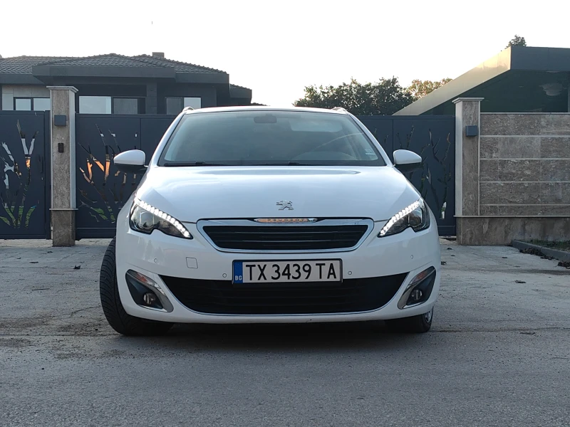 Peugeot 308 ALLURE/PANO/AUTO/FULL LED, снимка 2 - Автомобили и джипове - 52568187
