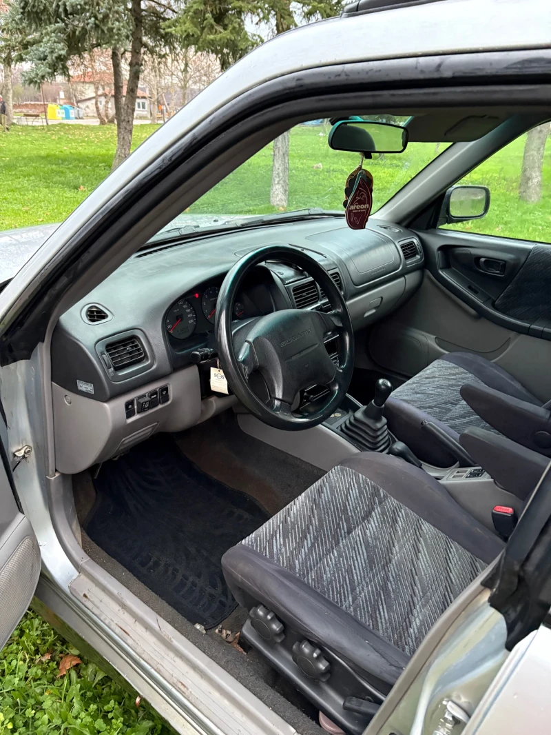 Subaru Forester, снимка 2 - Автомобили и джипове - 52681599