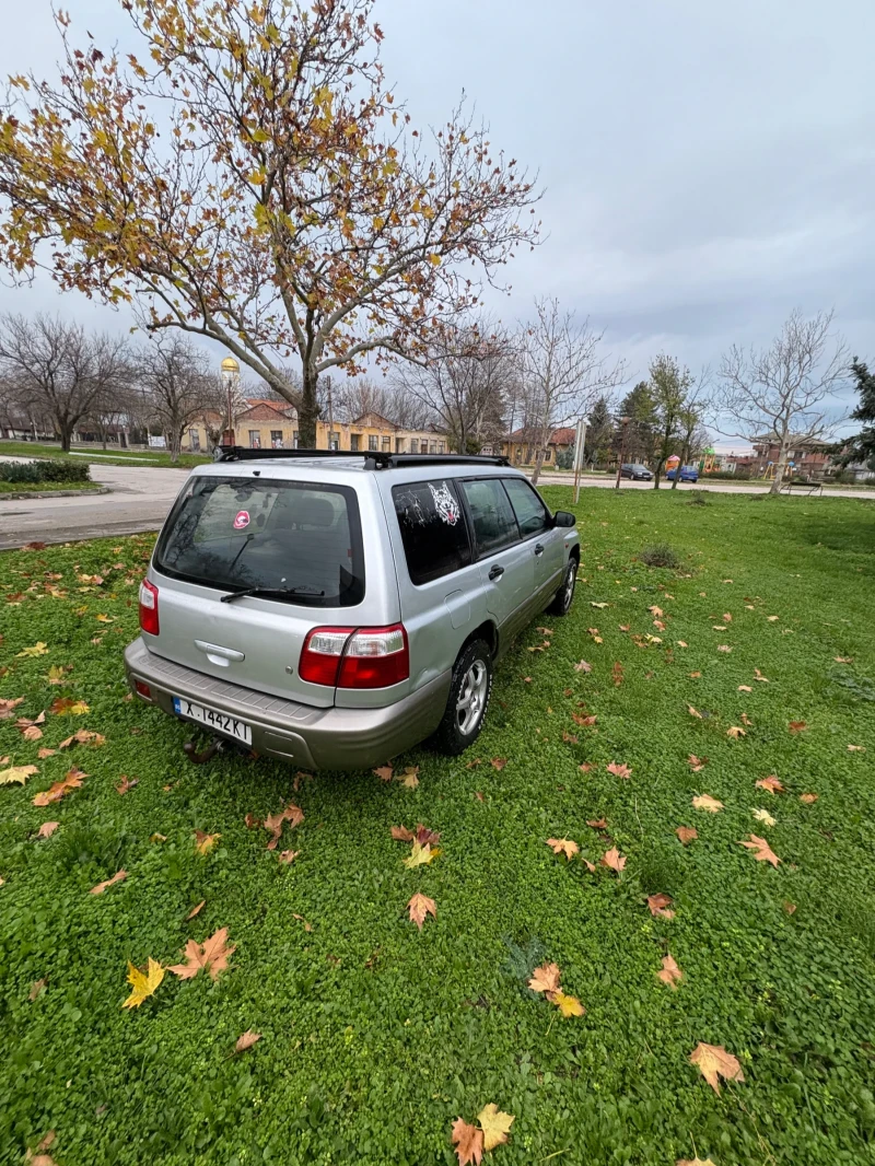 Subaru Forester, снимка 6 - Автомобили и джипове - 52681599