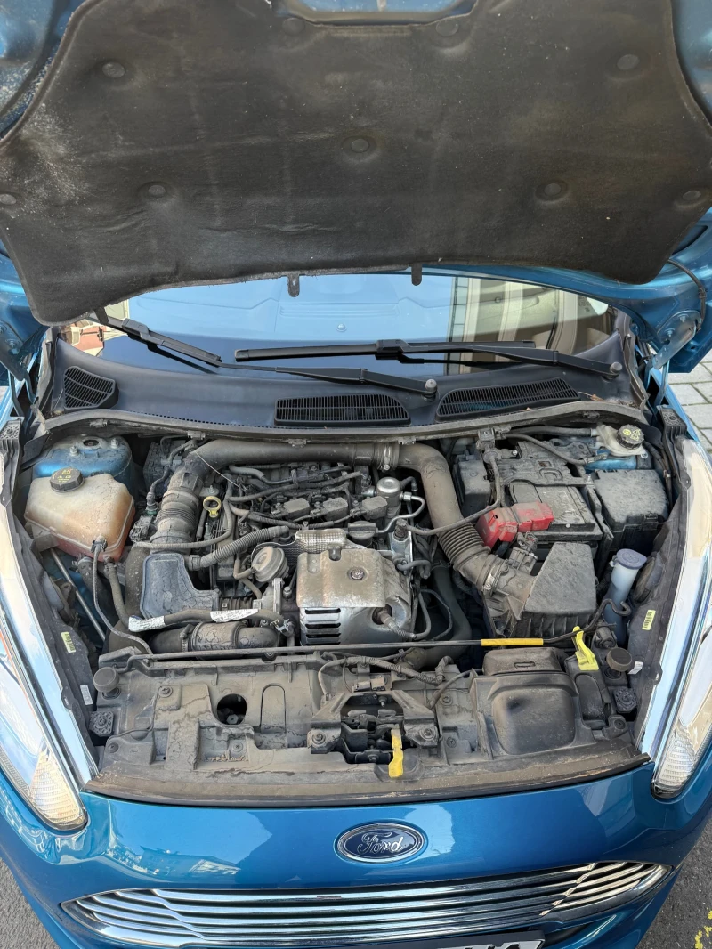 Ford Fiesta Titanium, снимка 5 - Автомобили и джипове - 52812635