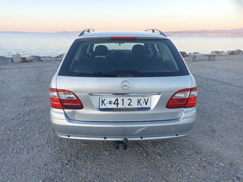 Mercedes-Benz E 220 Е220 150 к.с Нов внос Нидерландия, снимка 7 - Автомобили и джипове - 52955762
