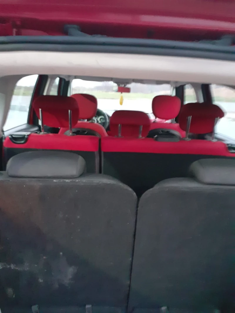 Fiat 500L 1.3D, снимка 11 - Автомобили и джипове - 53114620