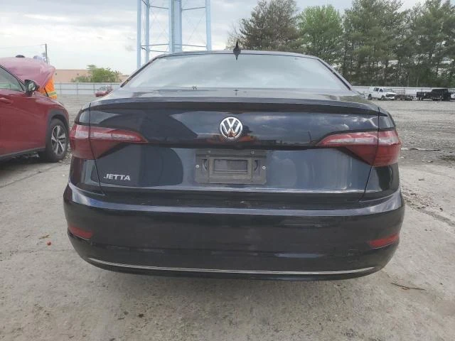 VW Jetta 1.4L 4 Front-wheel Drive - изображение 3